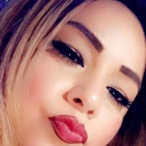 Meet your Posher, Yesenia